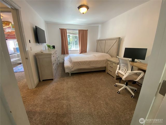 1018 27th Street Ct NW, Gig Harbor, WA 98335