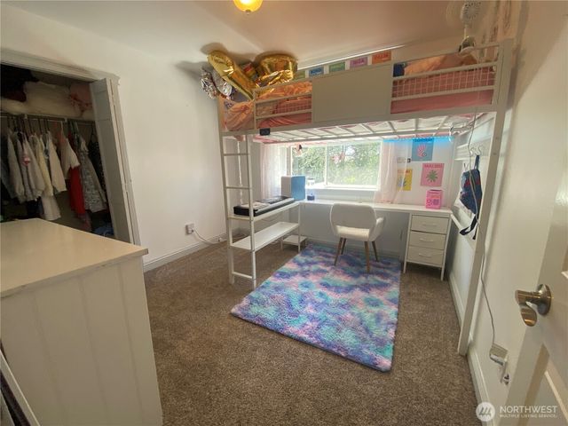 1018 27th Street Ct NW, Gig Harbor, WA 98335