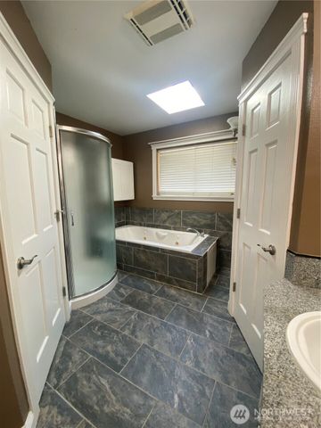 1018 27th Street Ct NW, Gig Harbor, WA 98335