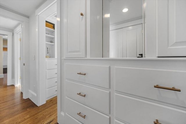 25 Irving St, Hingham, MA 02043