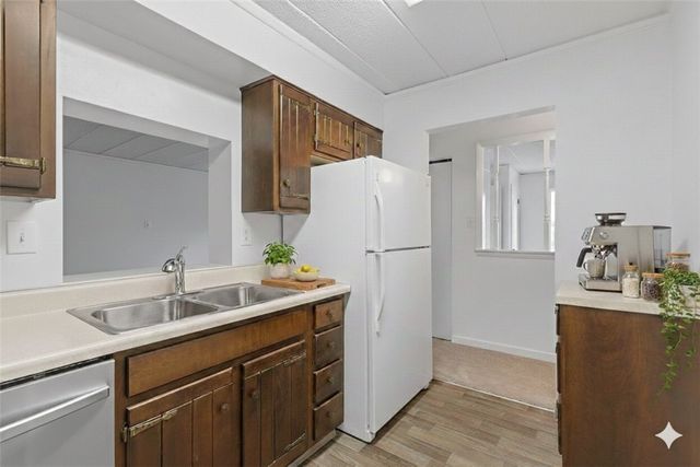 820 E Beau 3M, South Strabane, PA 15301