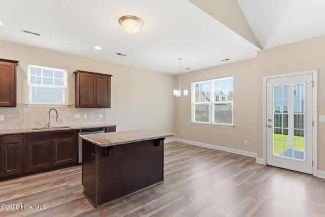 819 Heart Wood Loop Road NE, Leland, NC 28451