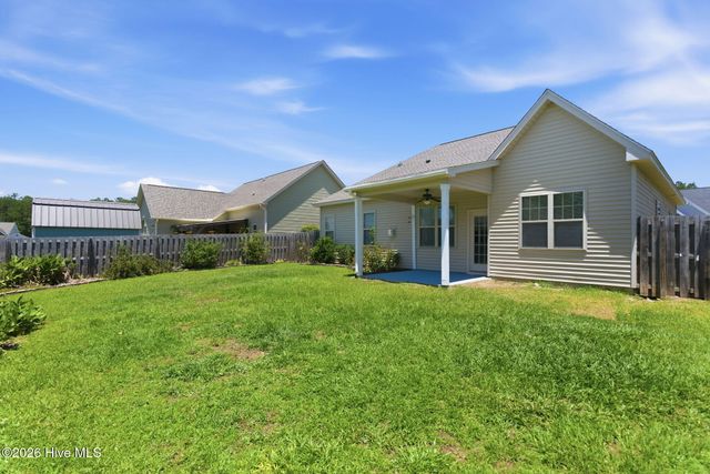 819 Heart Wood Loop Road NE, Leland, NC 28451