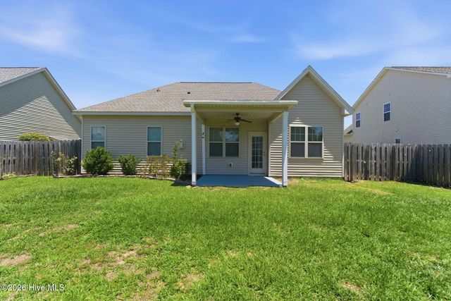 819 Heart Wood Loop Road NE, Leland, NC 28451