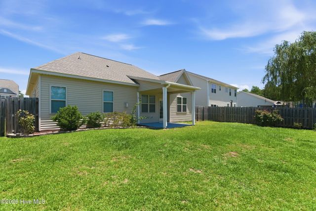 819 Heart Wood Loop Road NE, Leland, NC 28451
