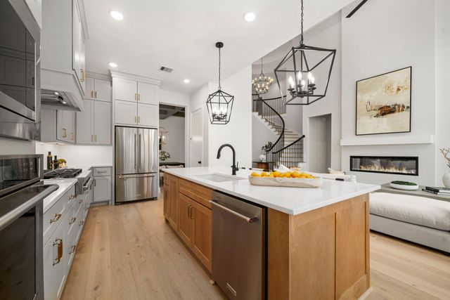 8029 Longridge Drive, Houston, TX 77055