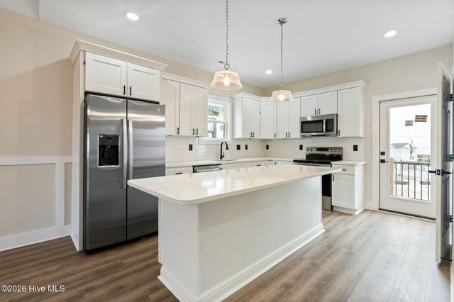 203 Shell Road, Holly Ridge, NC 28445