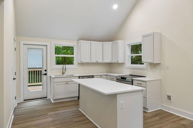736 Carlyle Pl, Nashville, TN 37211