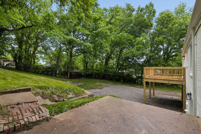 736 Carlyle Pl, Nashville, TN 37211