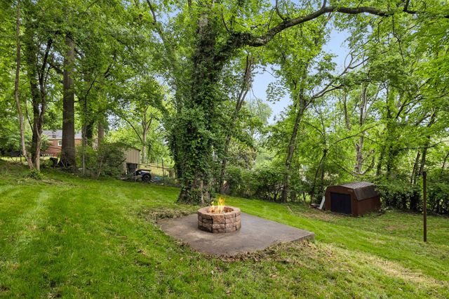 736 Carlyle Pl, Nashville, TN 37211