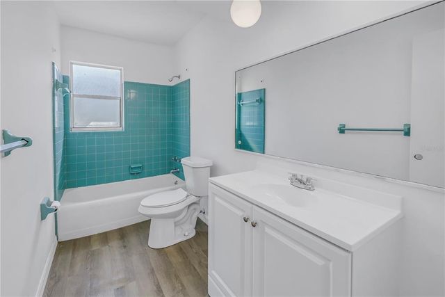 4461 MACEACHEN BOULEVARD, Sarasota, FL 34233