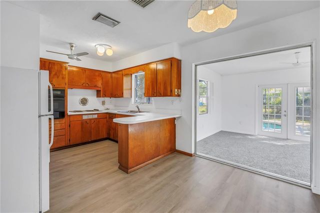 4461 MACEACHEN BOULEVARD, Sarasota, FL 34233