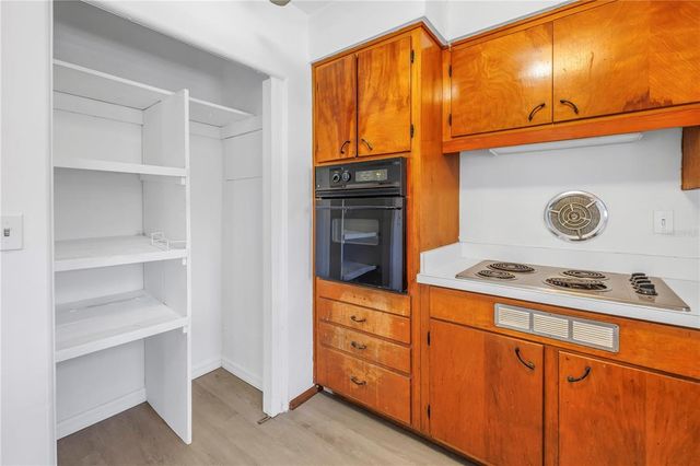4461 MACEACHEN BOULEVARD, Sarasota, FL 34233