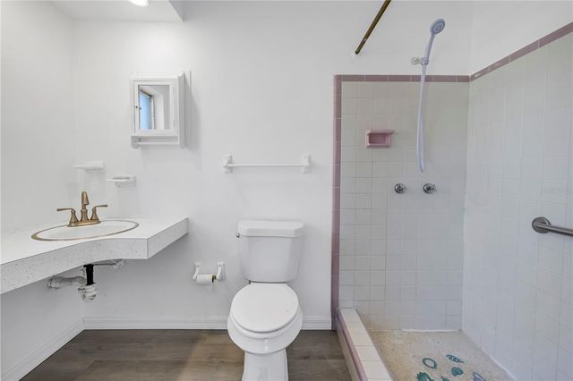 4461 MACEACHEN BOULEVARD, Sarasota, FL 34233