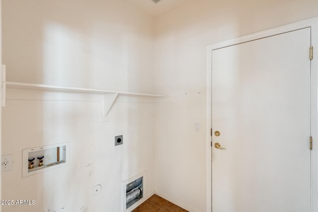 10322 W ROANOKE Avenue, Avondale, AZ 85392