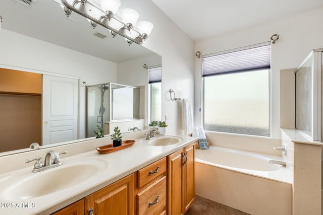 10322 W ROANOKE Avenue, Avondale, AZ 85392