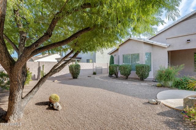 10322 W ROANOKE Avenue, Avondale, AZ 85392