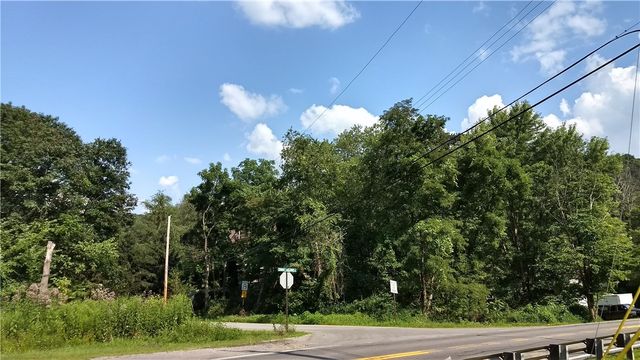 3445 Conway Wallrose Road, Economy, PA 15143