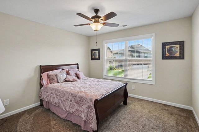 538 Low Country Ct, Clarksville, TN 37042