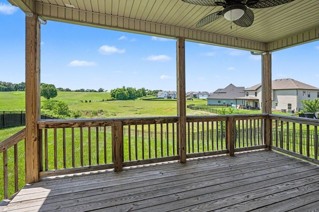 538 Low Country Ct, Clarksville, TN 37042