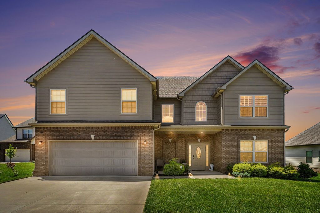 538 Low Country Ct, Clarksville, TN 37042