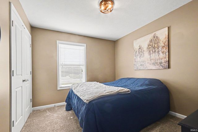 52635 Common Eider Trail, South Bend, IN 46628
