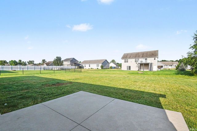 52635 Common Eider Trail, South Bend, IN 46628