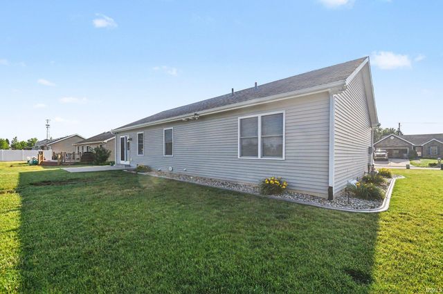 52635 Common Eider Trail, South Bend, IN 46628
