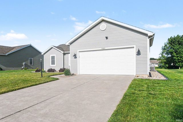52635 Common Eider Trail, South Bend, IN 46628