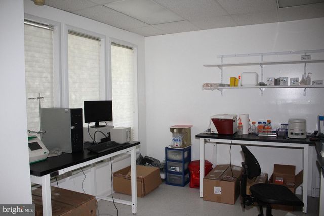 1165--B MARLKRESS RD, Cherry Hill, NJ 08003
