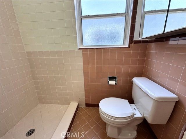 700 E Carson 3, Long Beach, CA 90807