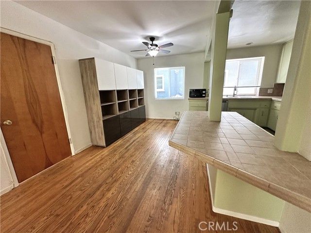 700 E Carson 3, Long Beach, CA 90807