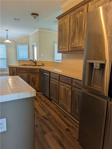 3001 S Fork Dr, Corpus Christi, TX 78414