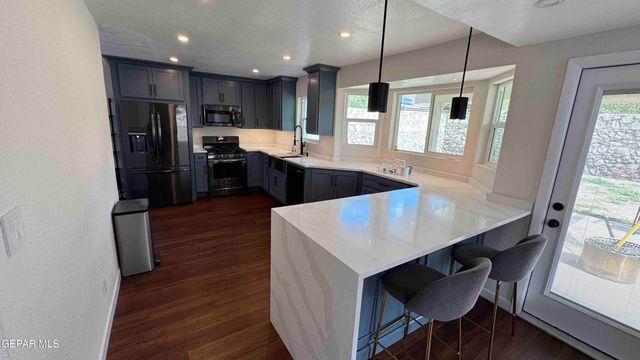 7448 PLAZA TAURINA Drive, El Paso, TX 79912