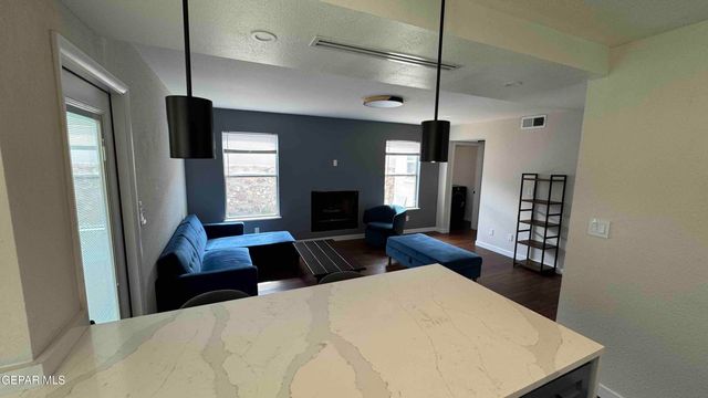 7448 PLAZA TAURINA Drive, El Paso, TX 79912