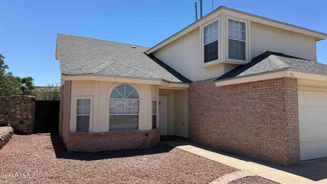 7448 PLAZA TAURINA Drive, El Paso, TX 79912