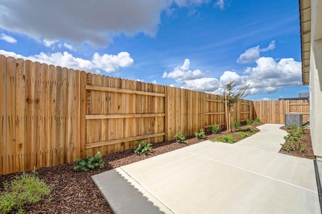 1120 Mallory Ridge St, Roseville, CA 95747