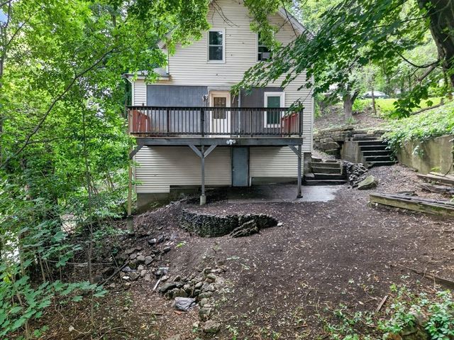 10 Burnett, Fitchburg, MA 01420