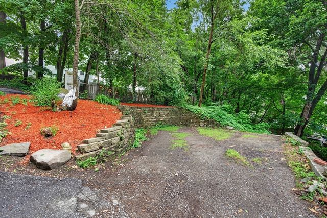 10 Burnett, Fitchburg, MA 01420