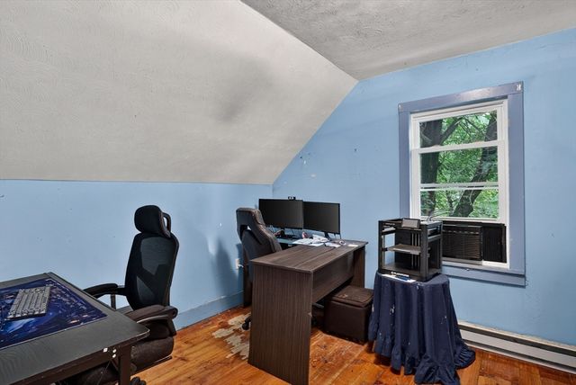 10 Burnett, Fitchburg, MA 01420