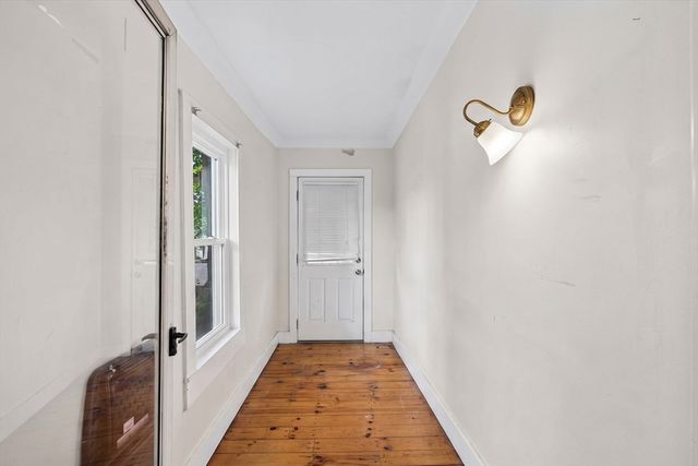 10 Burnett, Fitchburg, MA 01420