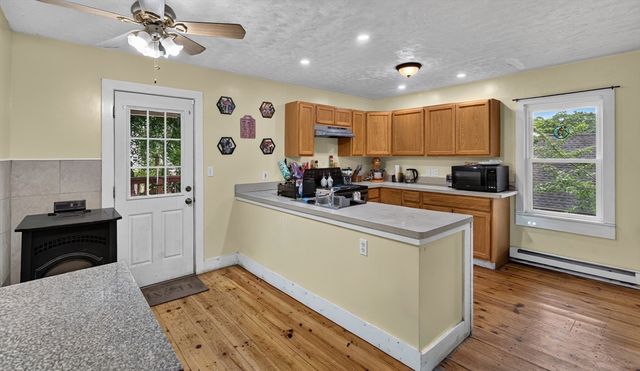 10 Burnett, Fitchburg, MA 01420