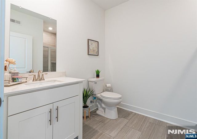 49 Harvest, Little Falls, NJ 07424