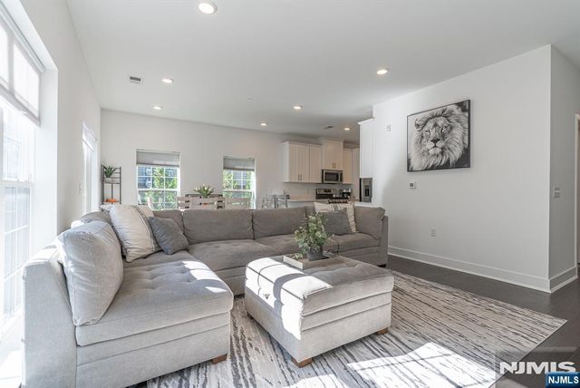 49 Harvest, Little Falls, NJ 07424