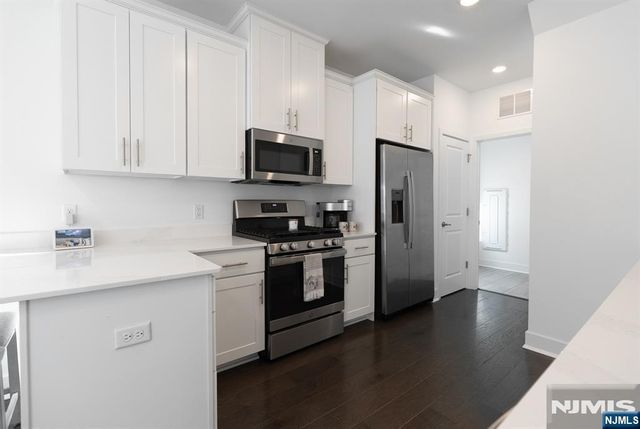 49 Harvest, Little Falls, NJ 07424