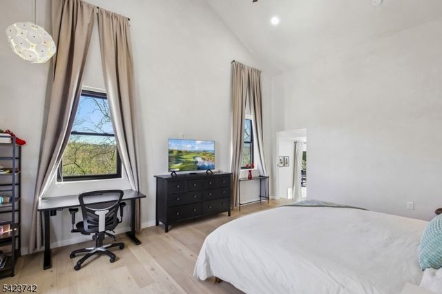 8 Rand Dr, West Orange Twp., NJ 07052