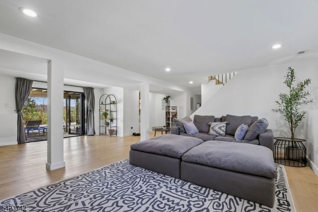 8 Rand Dr, West Orange Twp., NJ 07052