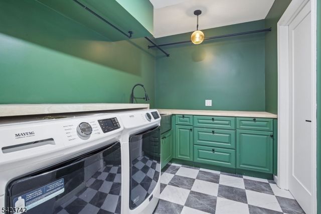 8 Rand Dr, West Orange Twp., NJ 07052