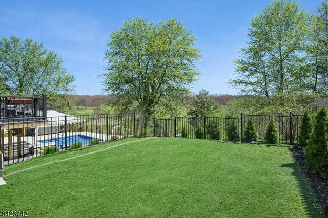 8 Rand Dr, West Orange Twp., NJ 07052