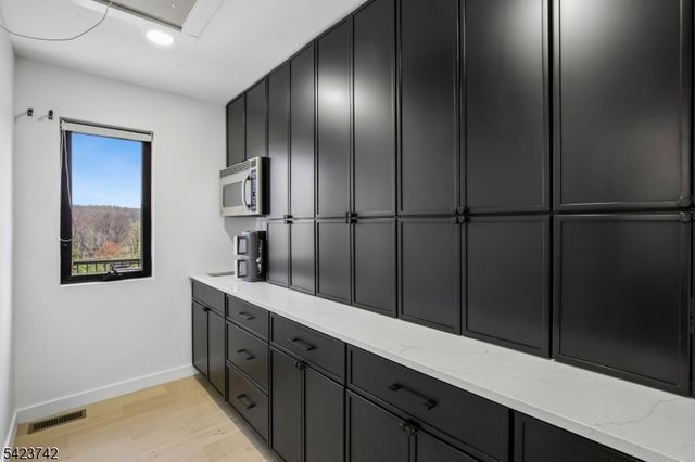 8 Rand Dr, West Orange Twp., NJ 07052